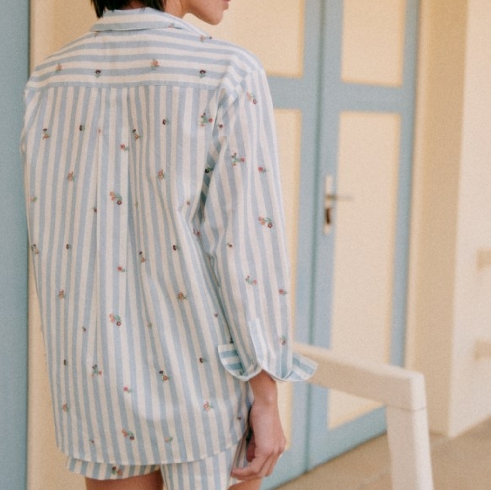 Sezane Maxy Shirt in Flowers on Blue Stripes size 44 - Picture 4 of 10